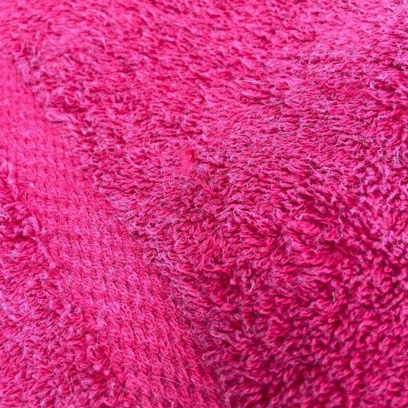 Vintage 1980s Royal Velvet Fieldcrest Red Cotton Bath Towels Set 2 USA 48 x 27 - Picture 6 of 12